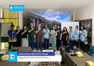 International Medical Exchange at RS Bethesda Yogyakarta. RS Bethesda Yogyakarta dengan bangga menerima kunjungan dari mahasiswa Medical University of Lodz, Polandia dalam rangka program pertukaran pelajar medis internasional.